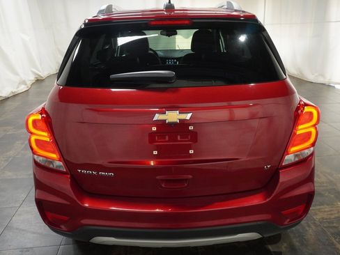 Used 2018 Chevrolet Trax LT w/ LT Convenience Package image 5