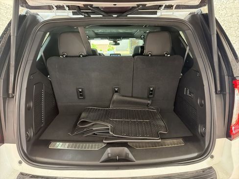 Used 2021 GMC Yukon AT4 AWD/4WD image 14