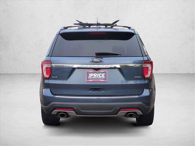 Used 2018 Ford Explorer XLT w/ Equipment Group 202A AWD/4WD image 7
