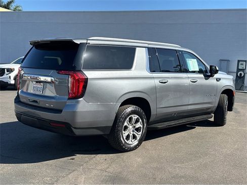 Certified 2022 GMC Yukon XL SLE w/ Gmc Pro Safety Plus Package image 11