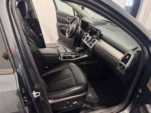 Used 2021 Kia Sorento EX AWD/4WD image 22