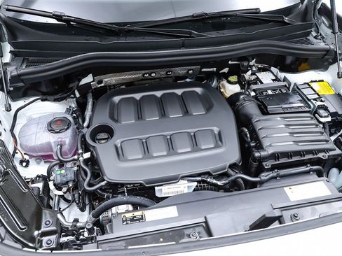 New 2026 Volkswagen Tiguan SE image 28