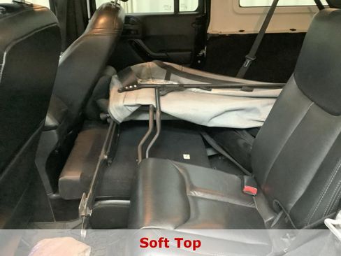 Used 2014 Jeep Wrangler Unlimited Sahara AWD/4WD image 20