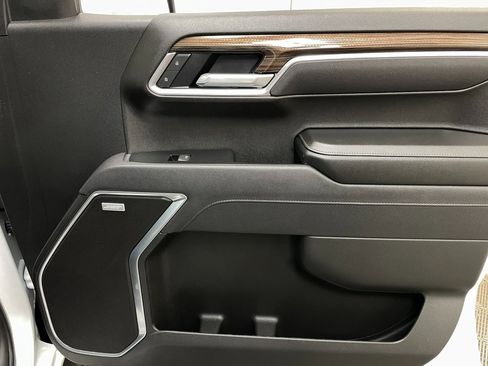 Used 2025 Chevrolet Silverado 1500 RST w/ Convenience Package II image 41