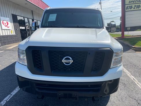 Used 2015 Nissan NV 3500 SV w/ Technology Package image 2