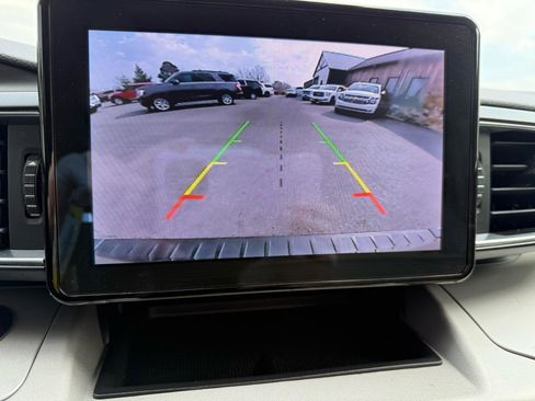 Used 2023 Ford Explorer XLT w/ Equipment Group 202A image 33