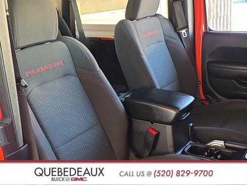 Used 2018 Jeep Wrangler Rubicon AWD/4WD image 28