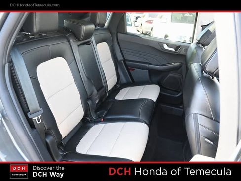Used 2022 Ford Escape Titanium w/ Titanium Premium Package image 20