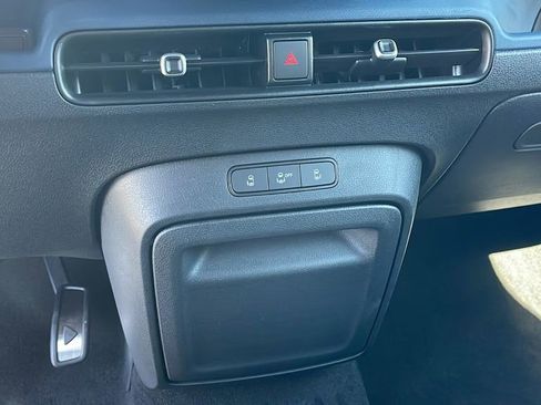 New 2025 Volkswagen ID. Buzz Pro S image 20