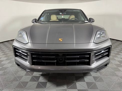 New 2025 Porsche Cayenne Coupe image 10