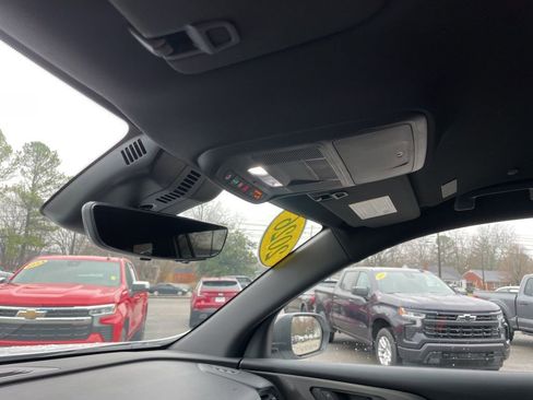 New 2026 Chevrolet Traverse LT w/ Driver Confidence Package image 23