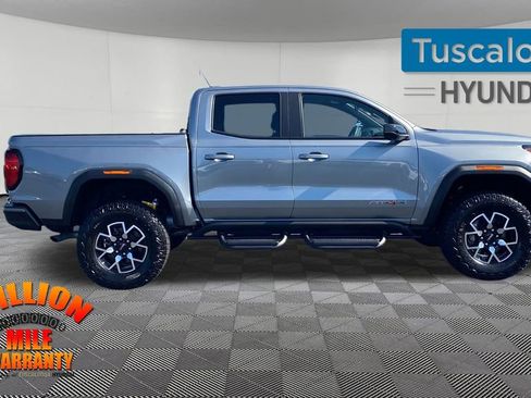 Used 2024 GMC Canyon AT4X image 10