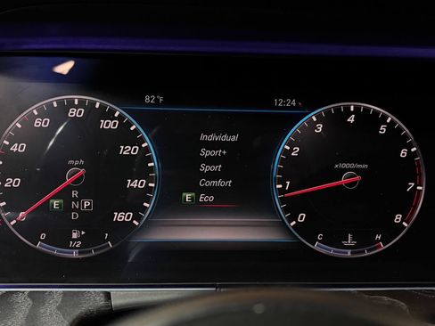Used 2020 Mercedes-Benz E 350 Sedan image 12
