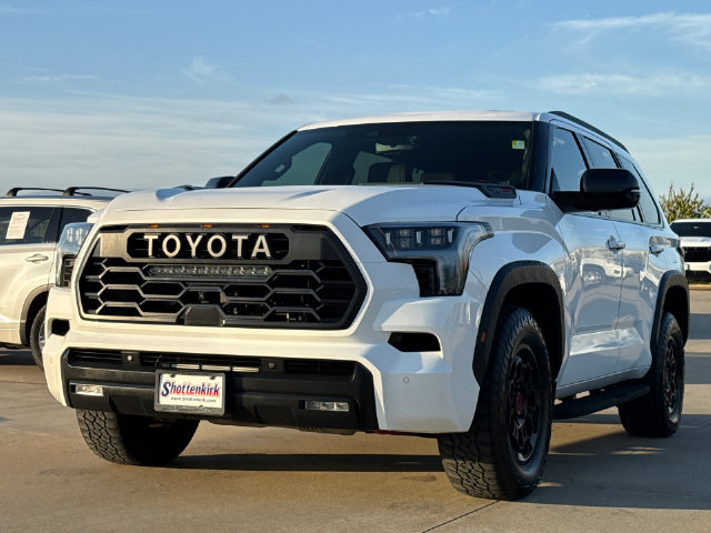Used 2024 Toyota Sequoia TRD Pro AWD/4WD image 3