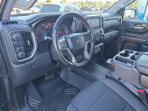 Used 2021 Chevrolet Silverado 1500 RST image 10