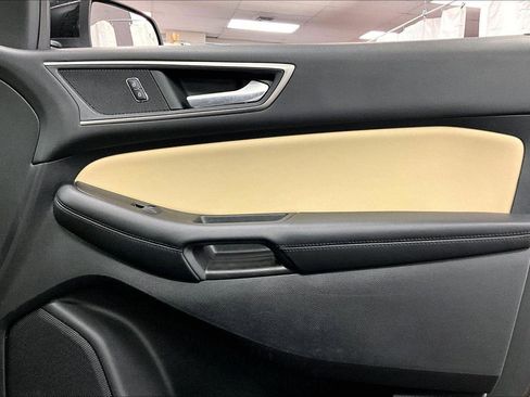 Certified 2022 Ford Edge SEL w/ Convenience Package image 23