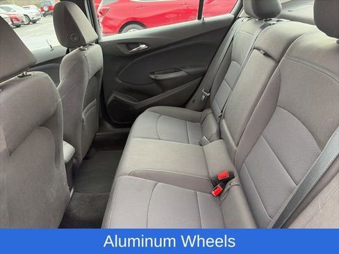 Certified 2018 Chevrolet Cruze LT w/ Sun And Sound Package image 13