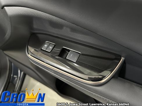 New 2025 Toyota Crown Signia image 39