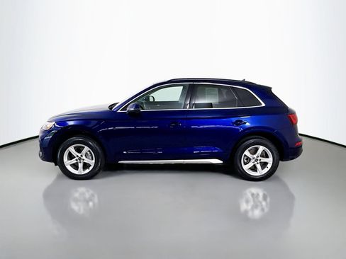 Certified 2023 Audi Q5 Premium w/ Convenience Package AWD/4WD image 2