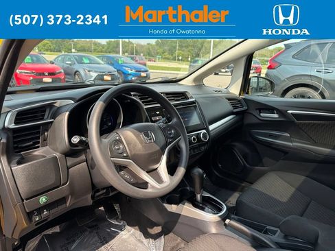 Used 2018 Honda Fit EX image 11