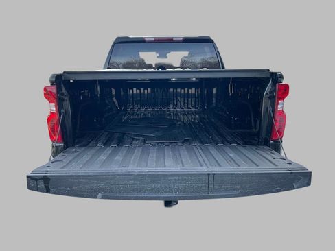 Used 2023 Chevrolet Silverado 1500 LT image 13