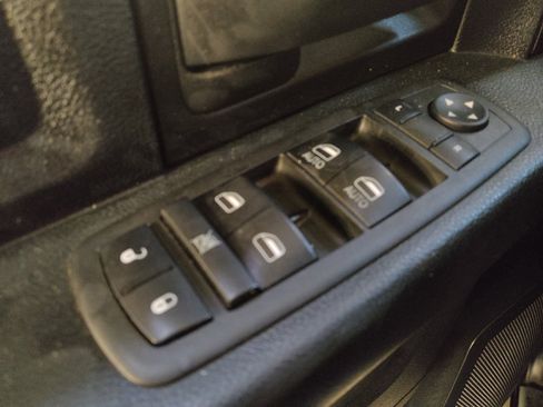 Used 2018 RAM 1500 Tradesman w/ Protection Group AWD/4WD image 27