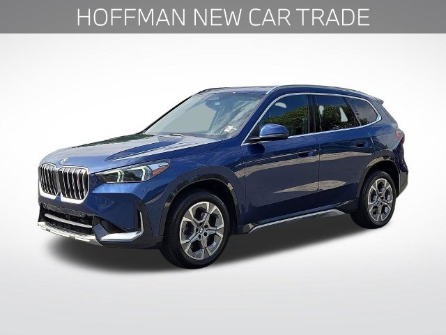 Certified 2025 BMW X1 xDrive28i w/ Technology Package AWD/4WD image 3