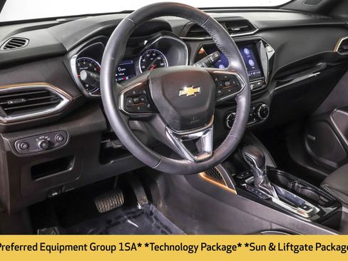 Used 2023 Chevrolet TrailBlazer ACTIV w/ Sun and Liftgate Package image 5