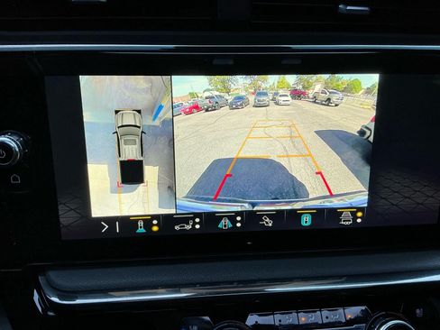 Used 2023 GMC Sierra 1500 AT4 w/ AT4 Premium Package AWD/4WD image 18
