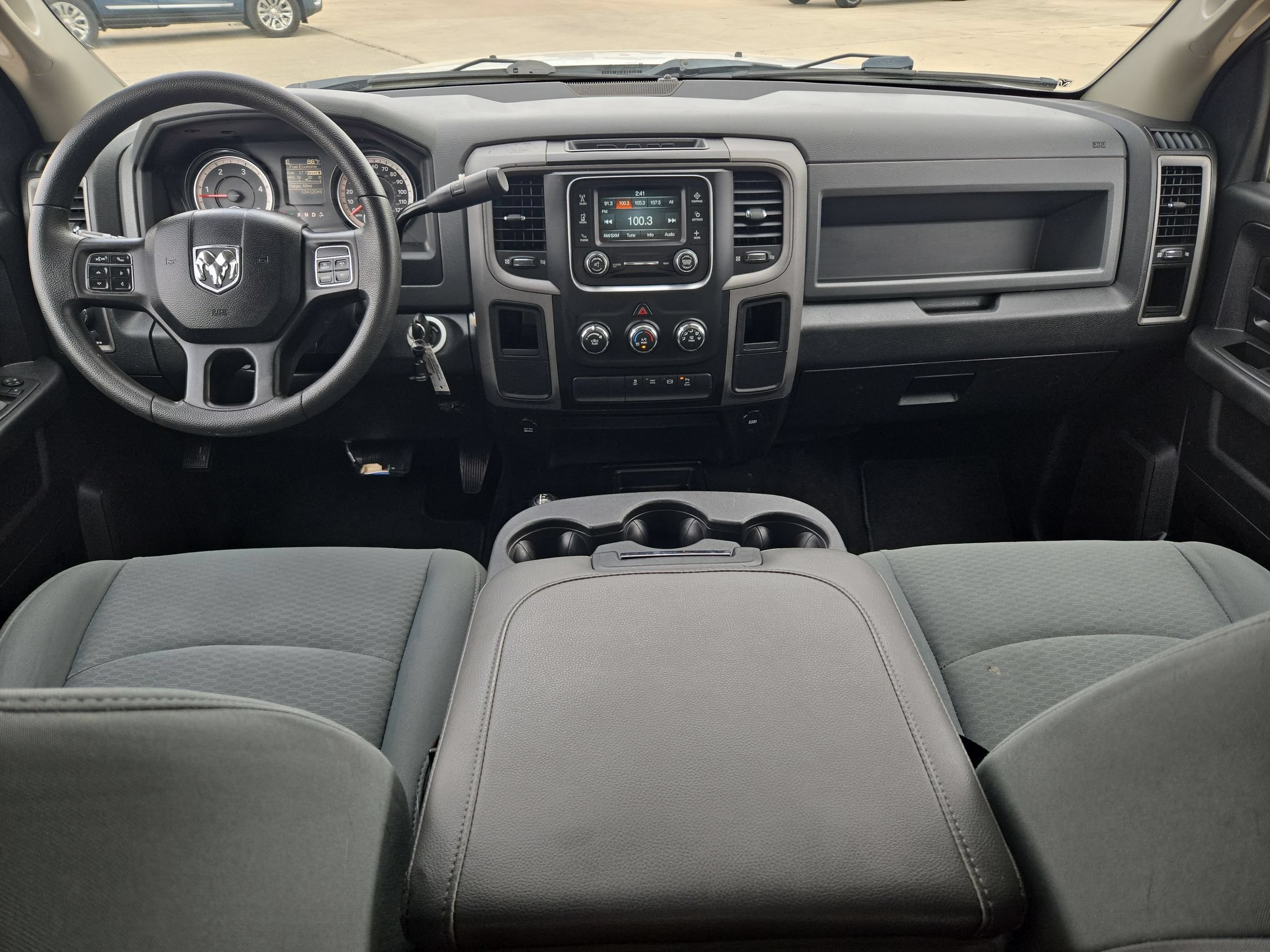 Used 2016 RAM 3500 Tradesman w/ Chrome Appearance Group AWD/4WD image 15