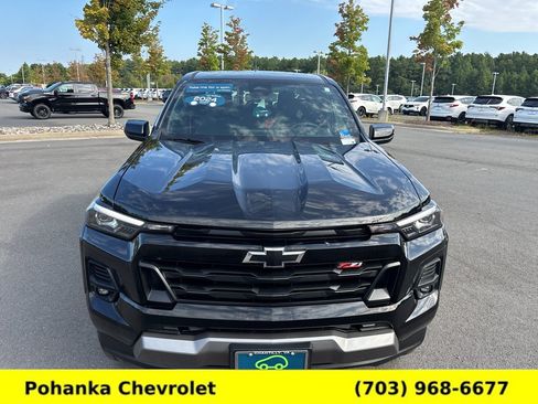 Certified 2024 Chevrolet Colorado Z71 w/ Z71 Convenience Package 2 AWD/4WD image 2