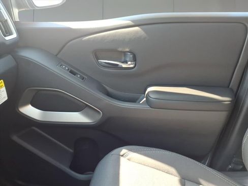 New 2026 Nissan Frontier SV w/ Tow Package image 17