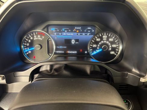 Used 2015 Ford F150 Lariat AWD/4WD image 11
