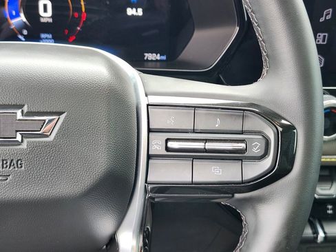 Used 2024 Chevrolet Colorado ZR2 w/ Technology Package AWD/4WD image 29