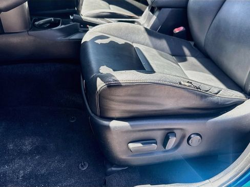 Used 2016 Toyota RAV4 SE FWD image 21
