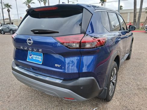 Used 2023 Nissan Rogue SV image 5