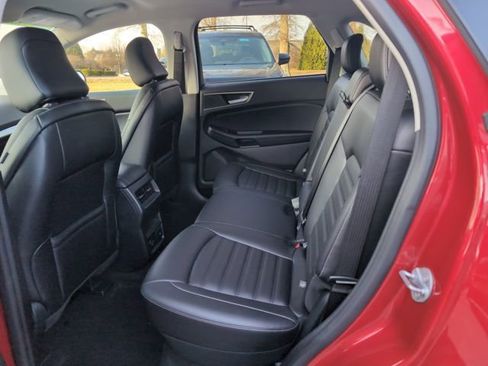 Used 2022 Ford Edge SEL w/ Convenience Package image 9