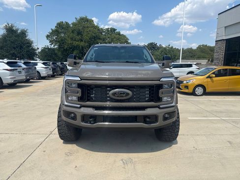 Used 2026 Ford F450 Lariat AWD/4WD image 2