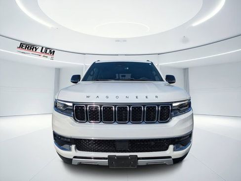 Used 2024 Jeep Wagoneer Series II image 7
