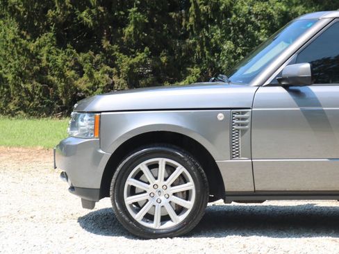 Used 2011 Land Rover Range Rover Supercharged AWD/4WD image 11