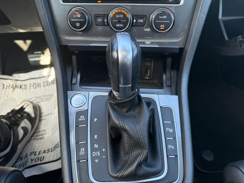 Used 2017 Volkswagen Golf Alltrack SEL image 26