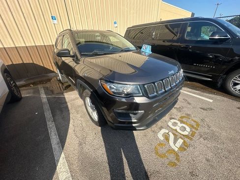 Used 2020 Jeep Compass Sport FWD image 1