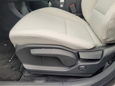 New 2026 Hyundai Santa Fe SE image 13