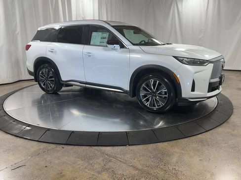 Certified 2026 INFINITI QX60 Luxe w/ Cargo Package AWD/4WD image 7
