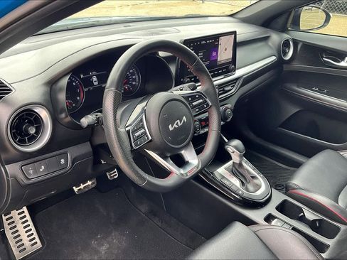 Used 2023 Kia Forte GT w/ GT2 Package image 2