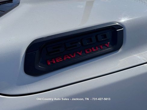 Used 2024 RAM 5500 Tradesman w/ Max Tow Package AWD/4WD image 9