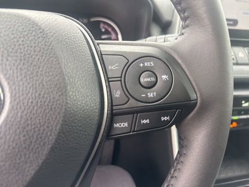 Used 2025 Toyota RAV4 XLE Premium FWD image 15