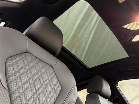 Used 2023 BMW 530e w/ M Sport Package image 16