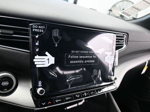 New 2026 Jeep Grand Wagoneer L Limited image 18