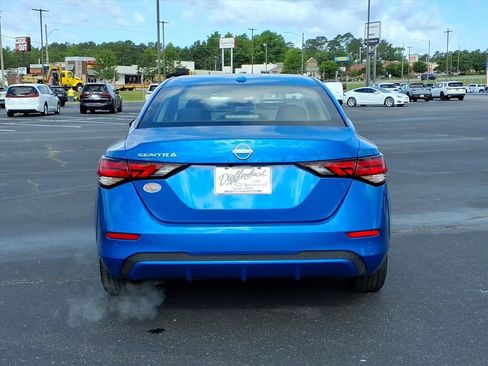 Used 2025 Nissan Sentra SV FWD image 19
